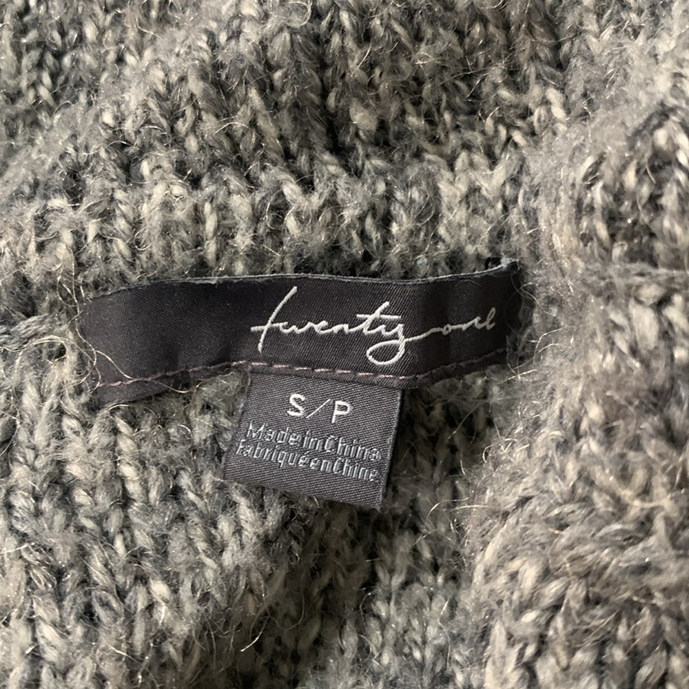 Twenty One Over Sized Capped Sleeves Taupe Hooded Sweater Women's Size S Petite - Picture 10 of 11